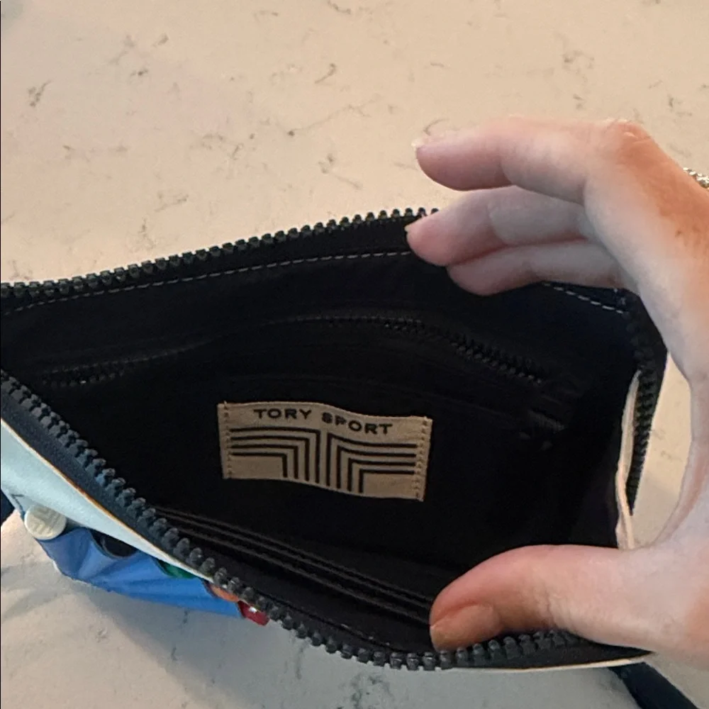 Tory Burch Ivory Wristlet- Tory Burch Golf ⛳️ - Picture 4 of 4